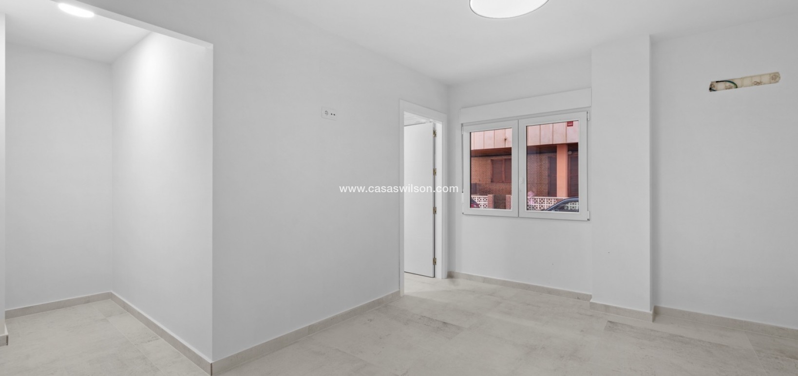 Sale - Apartment - Torrevieja - Playa del Acequion