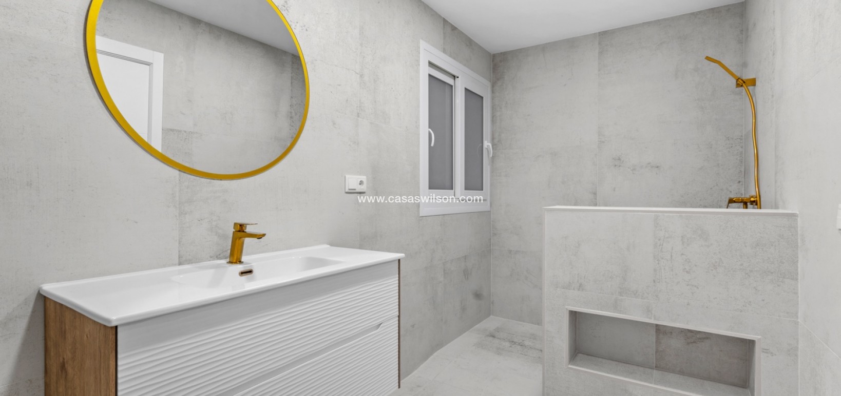 Sale - Apartment - Torrevieja - Playa del Acequion