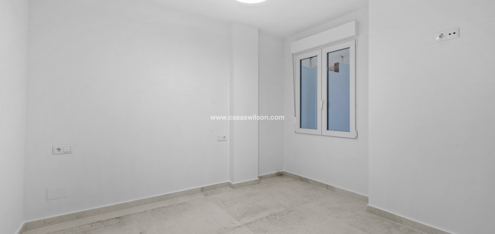 Sale - Apartment - Torrevieja - Playa del Acequion