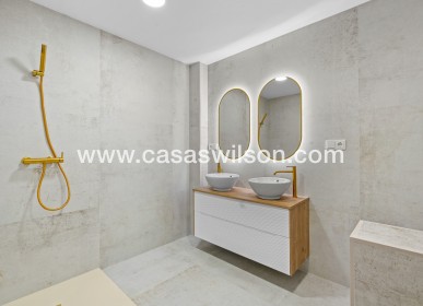 Sale - Apartment - Torrevieja - Playa del Acequion