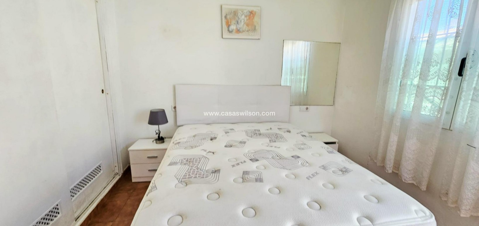 Sale - Bungalow - Torrevieja - Nueva Torrevieja
