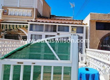 Sale - Bungalow - Torrevieja - Nueva Torrevieja