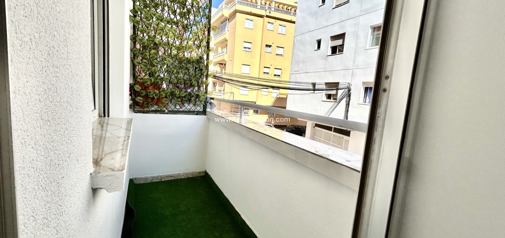 Sale - Apartment - Torrevieja - Costa Blanca