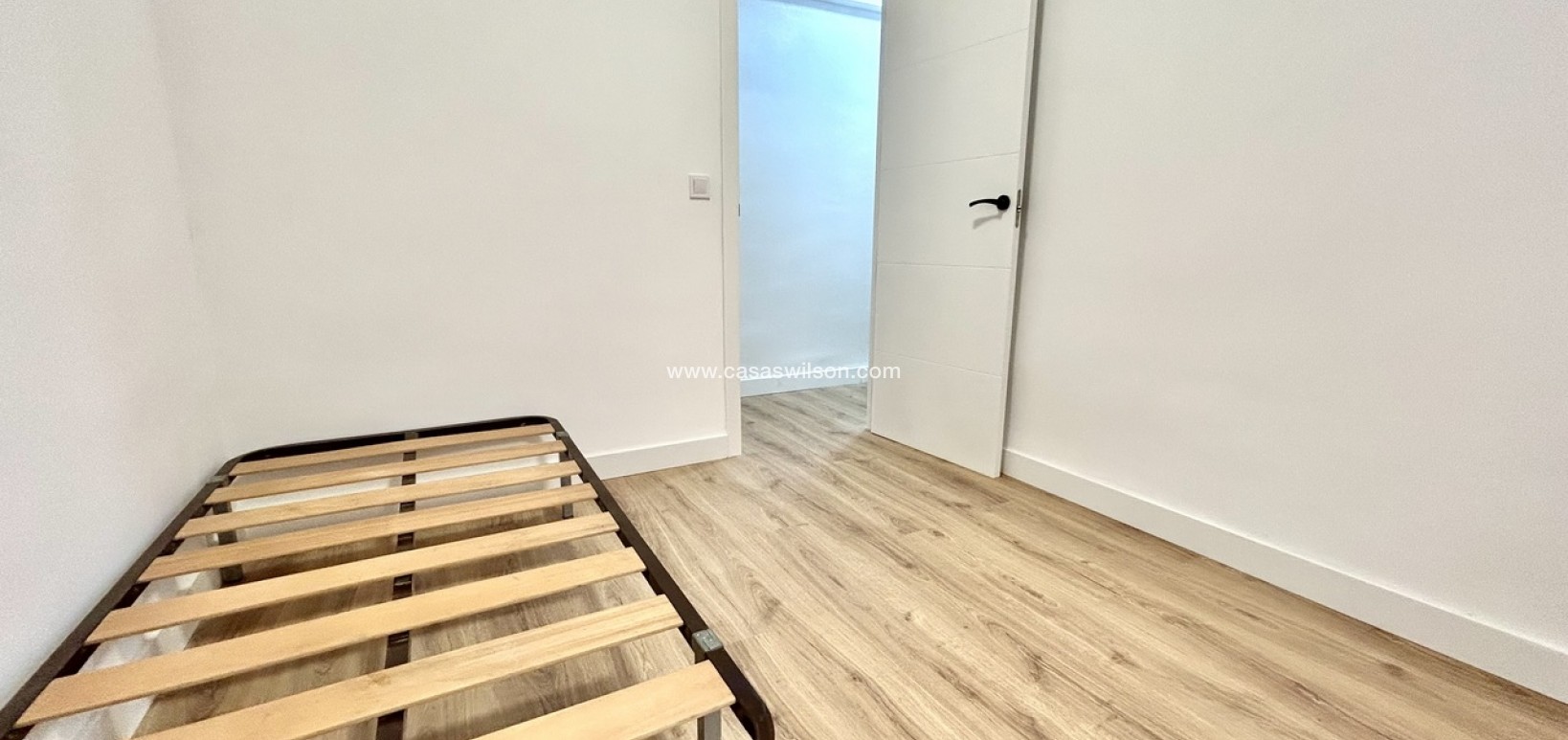 Sale - Apartment - Torrevieja - Costa Blanca