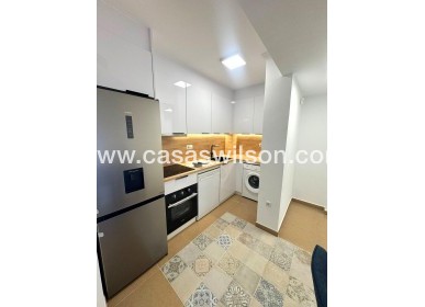 Sale - Appartement - Torrevieja - Centro - Muelle Pesquero