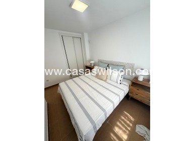 Sale - Appartement - Torrevieja - Centro - Muelle Pesquero