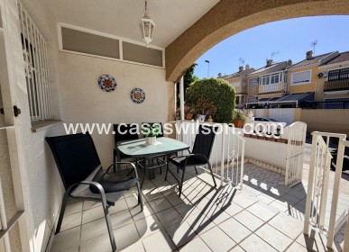 Sale - Townhouse - Torrevieja - Costa Blanca