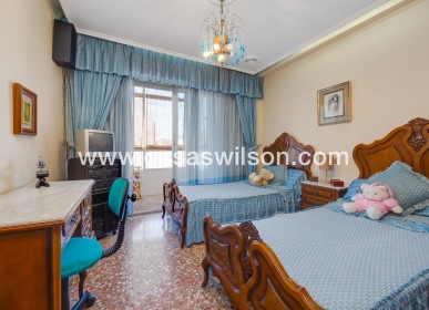 Sale - Appartement - Torrevieja - Centro