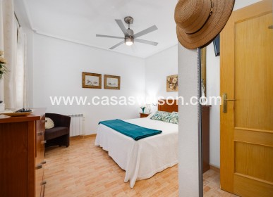 Sale - Apartment - Torrevieja - Costa Blanca