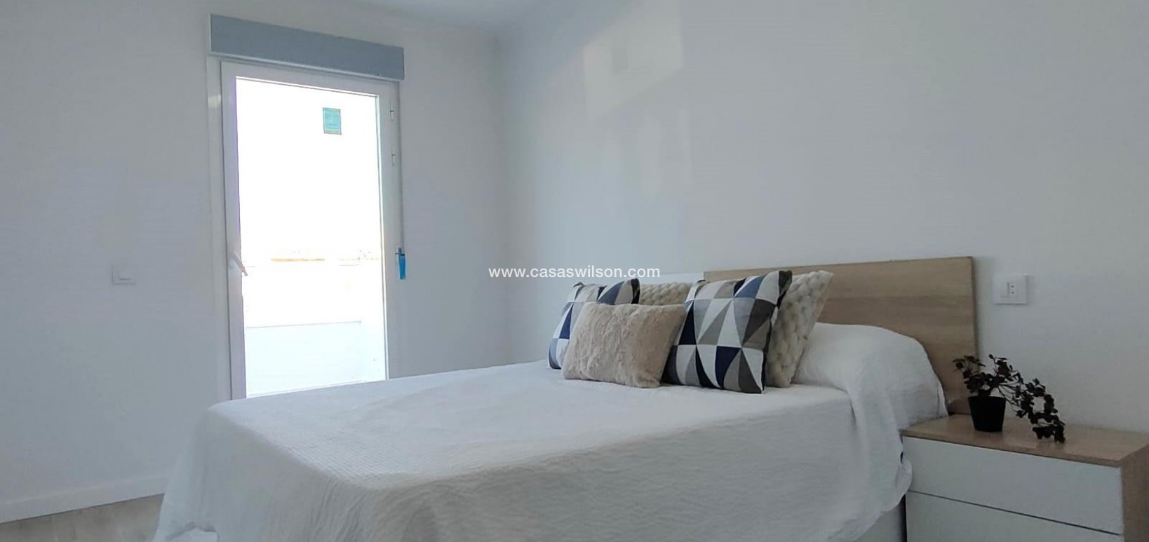 Sale - Townhouse - Torrevieja - Sector 25