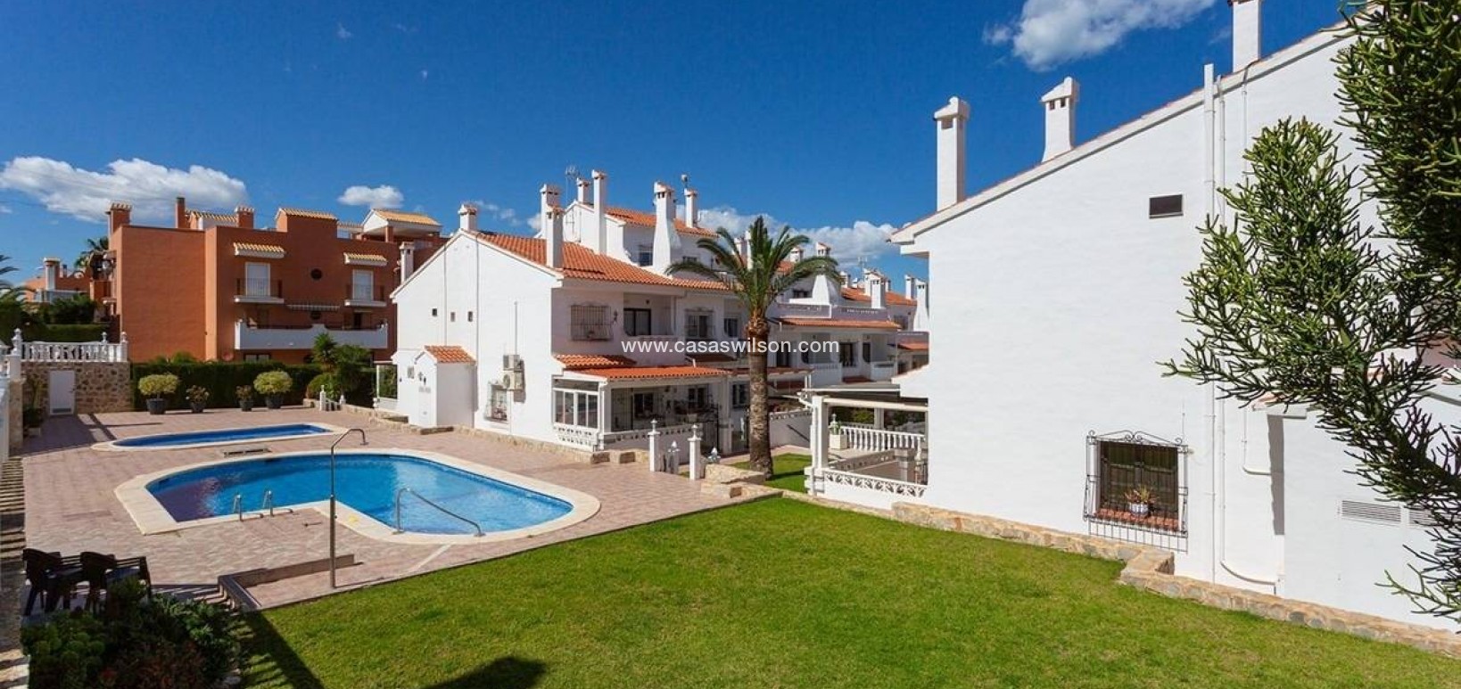 Sale - Villa - Torrevieja - La Mata