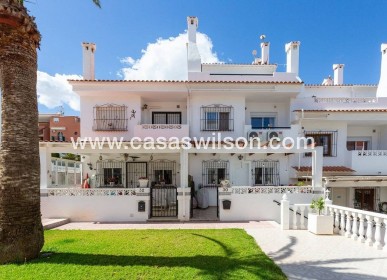 Sale - Villa - Torrevieja - La Mata