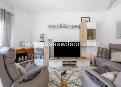 Sale - Villa - Torrevieja - La Mata