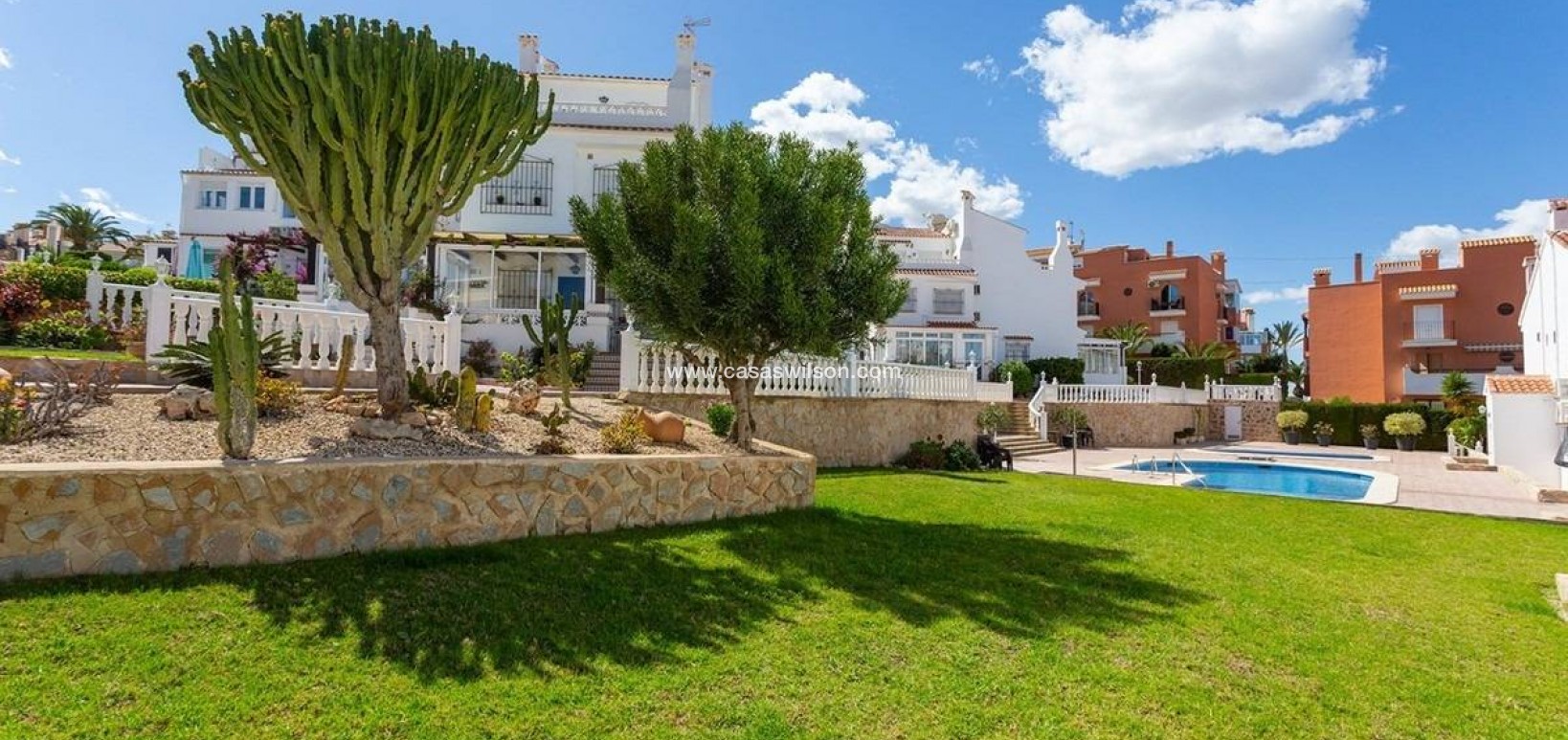 Sale - Villa - Torrevieja - La Mata