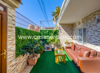 Sale - Townhouse - Torrevieja - Nueva Torrevieja
