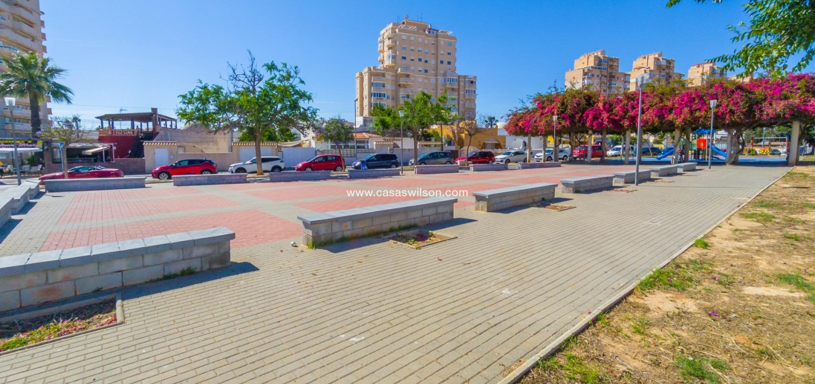 Sale - Townhouse - Torrevieja - Nueva Torrevieja