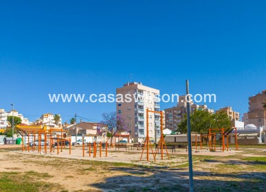 Sale - Townhouse - Torrevieja - Nueva Torrevieja