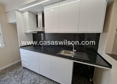 Sale - Bungalow - Orihuela Costa - Punta Prima