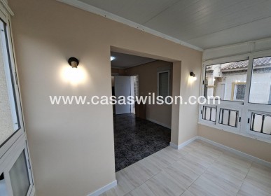 Sale - Bungalow - Orihuela Costa - Punta Prima