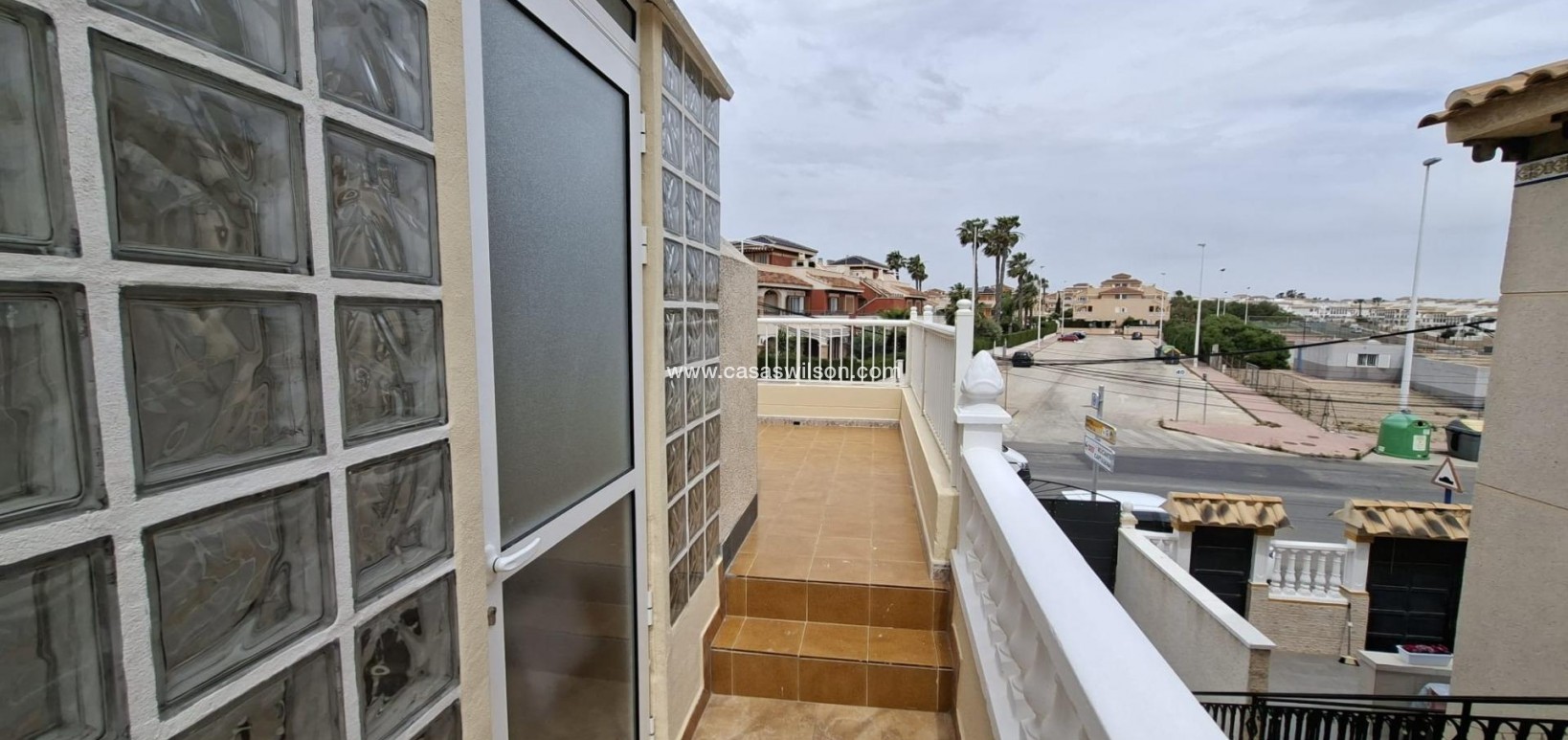 Sale - Bungalow - Orihuela Costa - Punta Prima