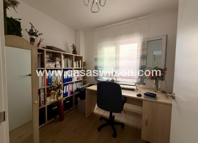 Sale - Appartement - Torrevieja - Centro