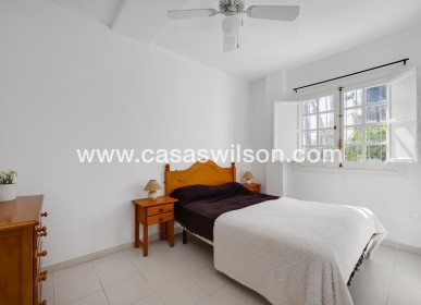 Sale - Bungalow - Torrevieja - Costa Blanca