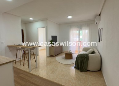 Sale - Apartment - Torrevieja - Centro