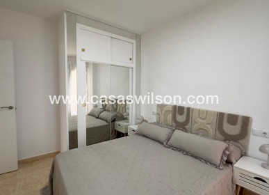 Sale - Apartment - Torrevieja - Centro