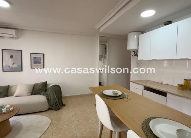 Sale - Apartment - Torrevieja - Centro