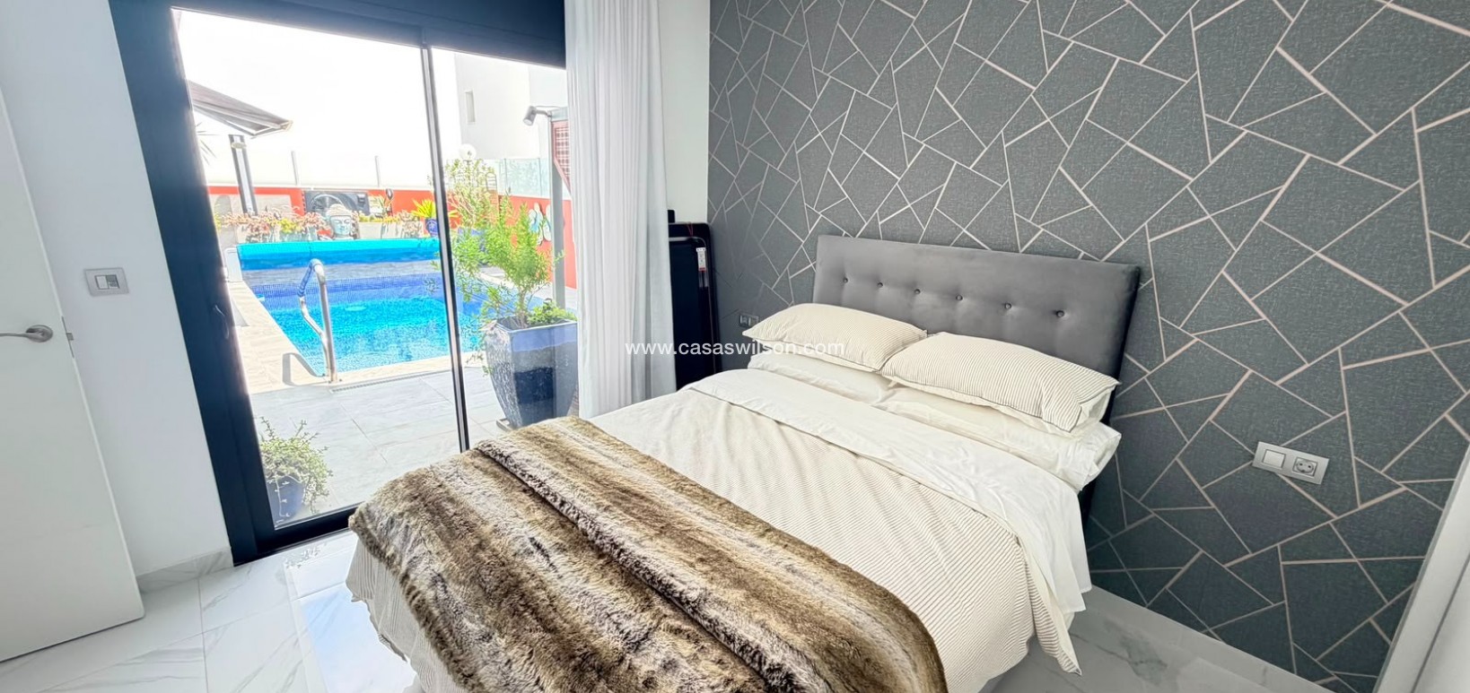 Venta - Chalet - Los Montesinos - La Herrada
