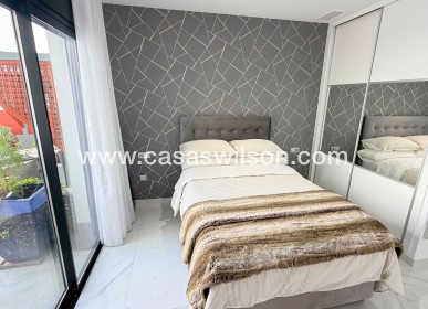 Venta - Chalet - Los Montesinos - La Herrada