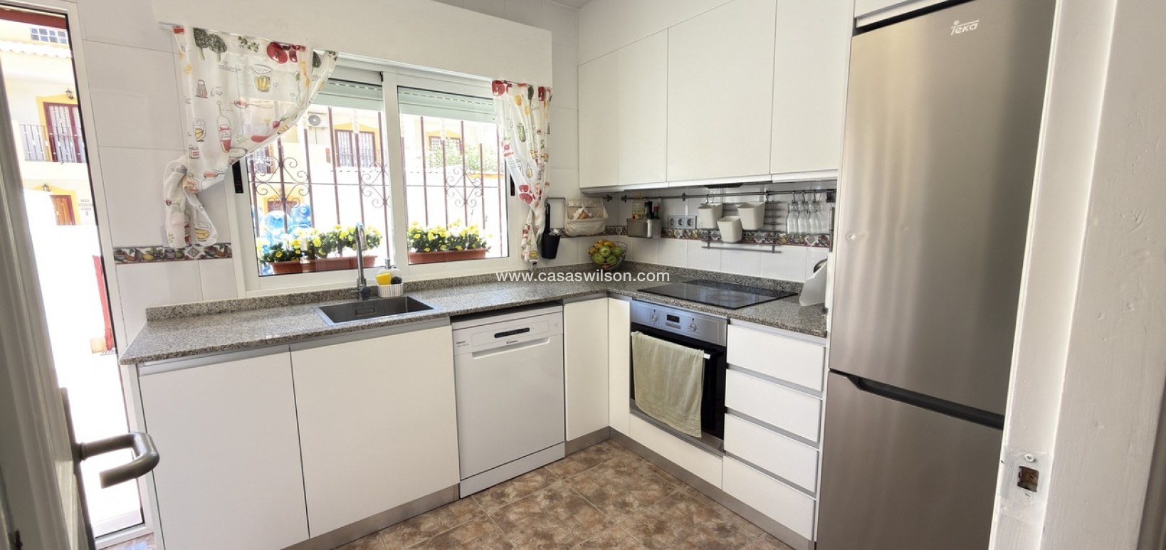 Sale - Townhouse -  - Costa Blanca