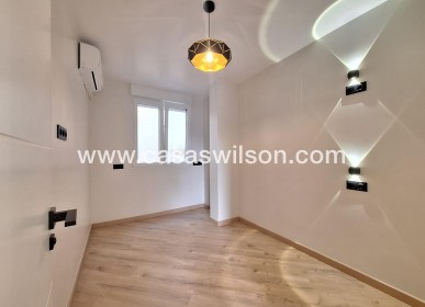 Sale - Appartement - Torrevieja - Playa de los Locos