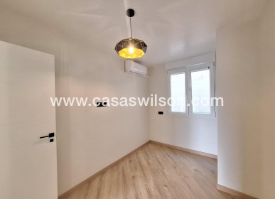 Sale - Appartement - Torrevieja - Playa de los Locos