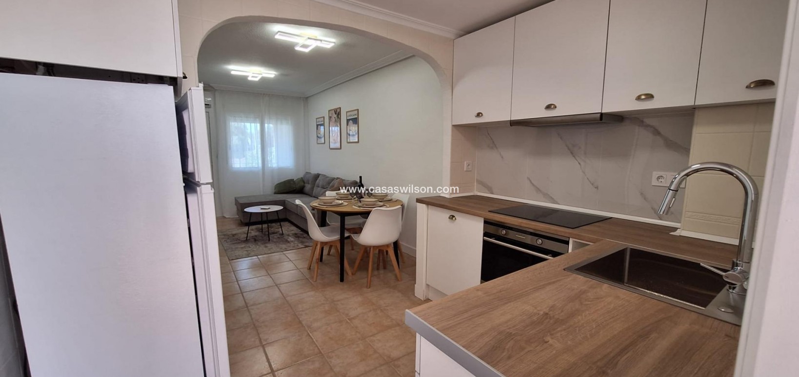 Sale - Bungalow - Torrevieja - Sector 25