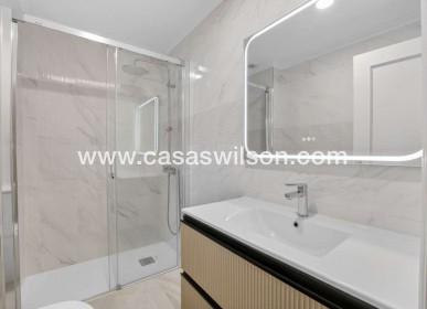 Sale - Appartement - Torrevieja - Costa Blanca