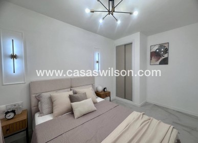 Venta - Apartamento - Torrevieja - Estacion De Autobuses