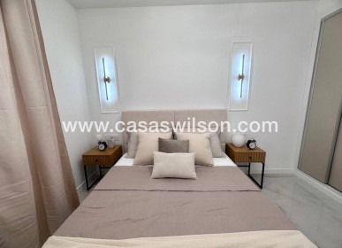 Venta - Apartamento - Torrevieja - Estacion De Autobuses