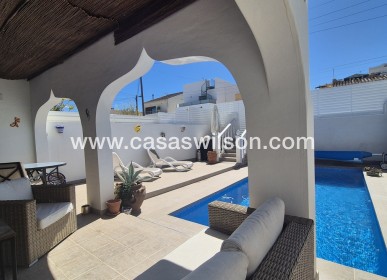 Sale - Townhouse - Villamartin - Costa Blanca