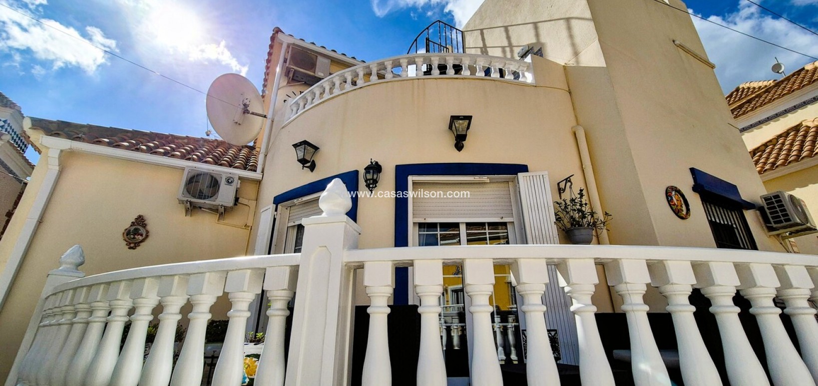 Sale - Villa - Villamartin - Costa Blanca
