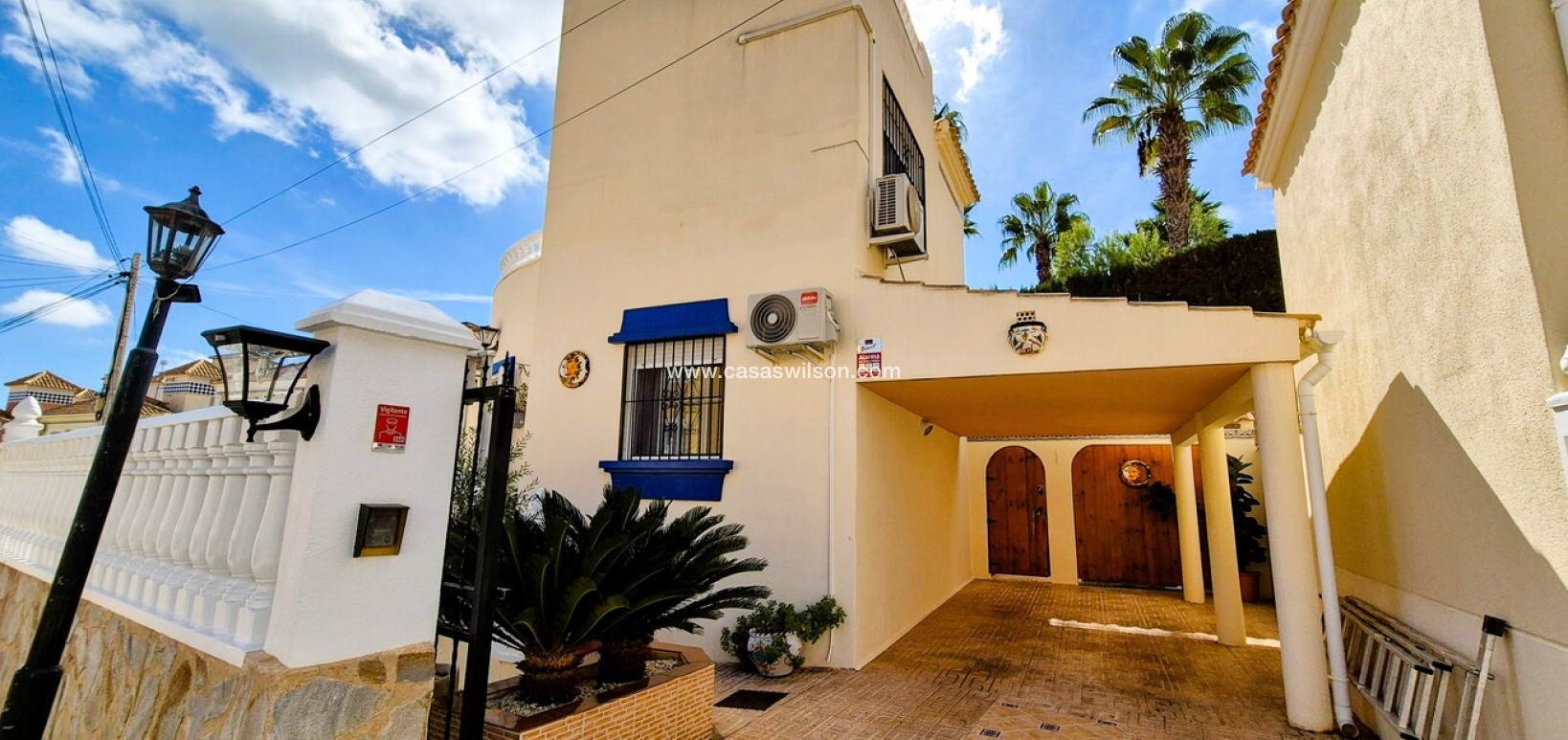 Sale - Villa - Villamartin - Costa Blanca