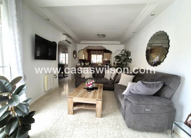 Sale - Villa - Villamartin - Costa Blanca