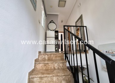 Sale - Villa - Villamartin - Costa Blanca