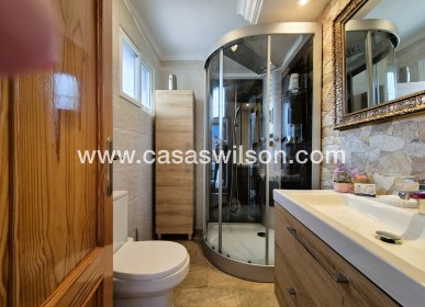 Sale - Villa - Villamartin - Costa Blanca