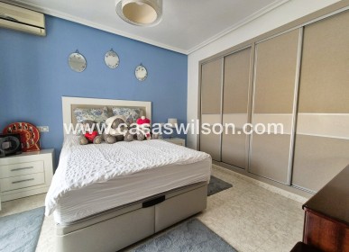 Sale - Villa - Villamartin - Costa Blanca