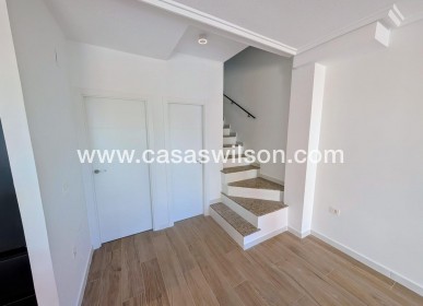 Venta - Chalet - Orihuela Costa - Costa Blanca