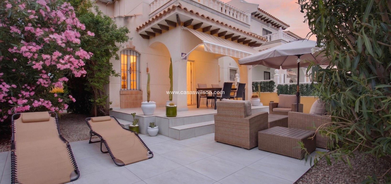 Venta - Chalet - Orihuela Costa - Costa Blanca