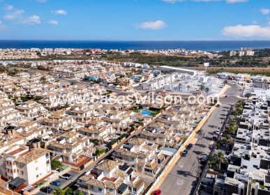 Venta - Chalet - Orihuela Costa - Costa Blanca