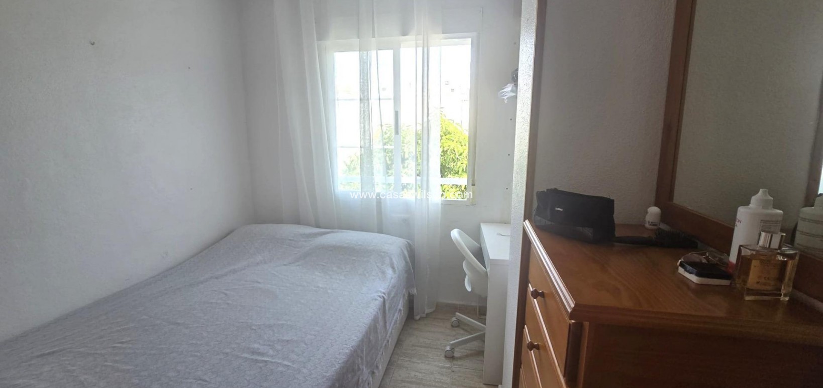 Venta - Apartamento - Torrevieja - Playa de los Locos