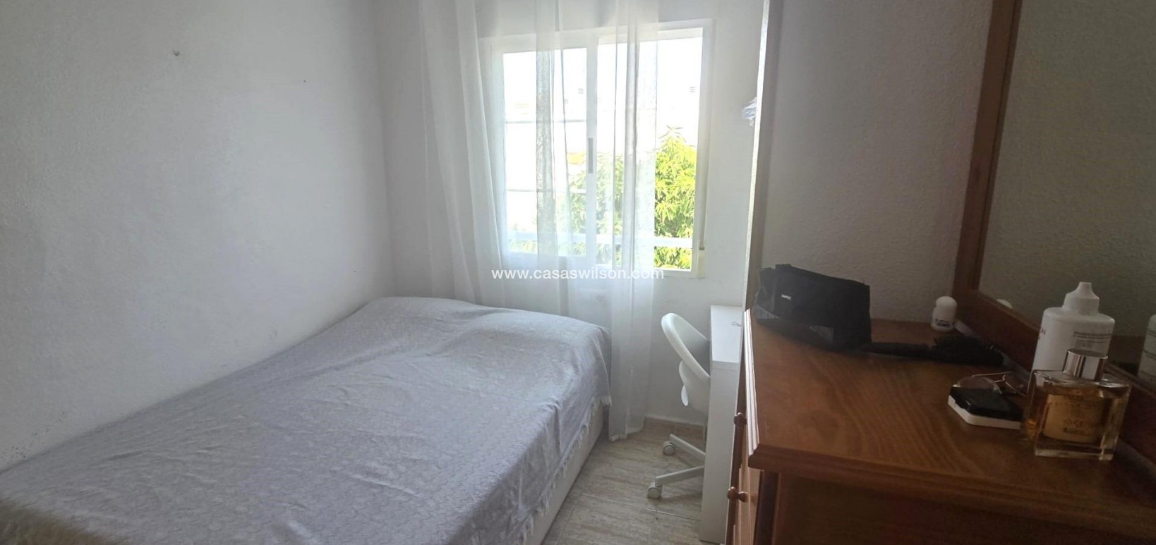 Venta - Apartamento - Torrevieja - Playa de los Locos